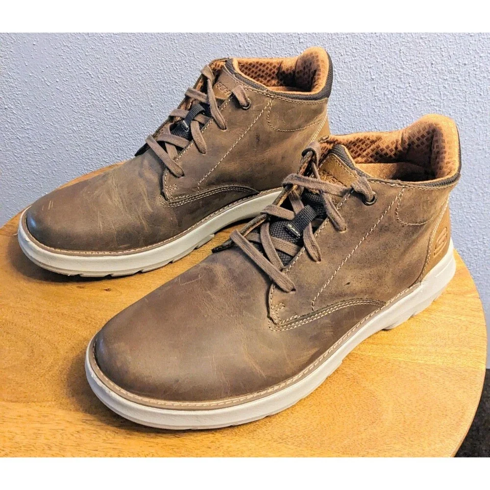 Skechers Doveno Molens Men's 10.5 EWW Leather Ankle Boots Memory Foam 66237EWW